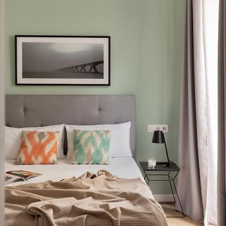 Apartamentos Libere Valencia Abastos المظهر الخارجي الصورة