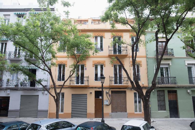 Apartamentos Libere Valencia Abastos المظهر الخارجي الصورة