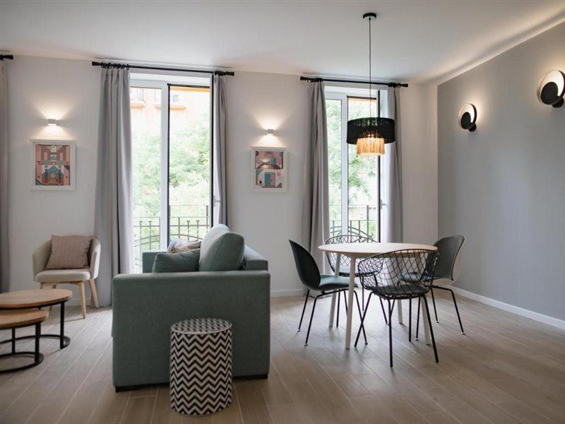 Apartamentos Libere Valencia Abastos المظهر الخارجي الصورة
