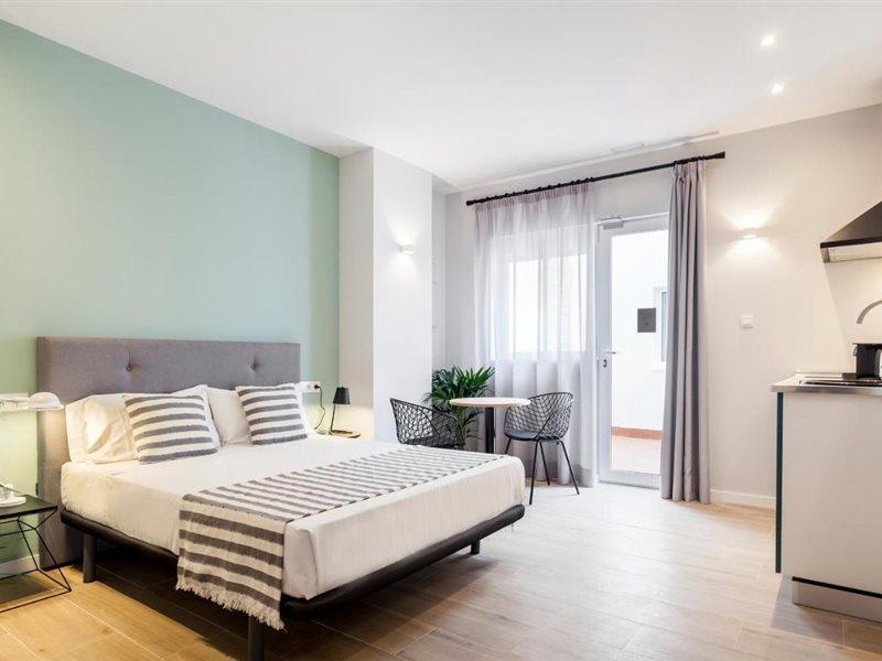 Apartamentos Libere Valencia Abastos المظهر الخارجي الصورة
