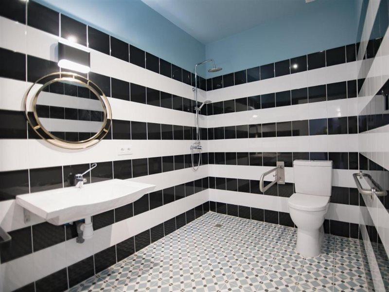 Apartamentos Libere Valencia Abastos المظهر الخارجي الصورة